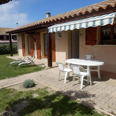 Pretty Villa With Above Ground Pool Saint-Genies-de-Fontedit Exteriör bild